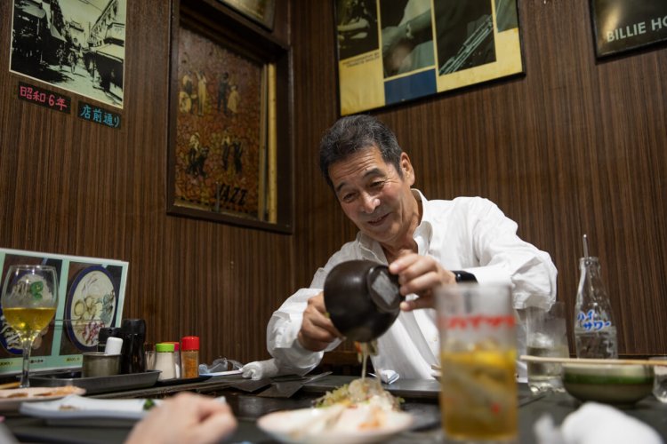 お好み焼き、鉄板焼き、焼肉……『たるや』の鉄板を知りつくした僕に任せて！（笑）