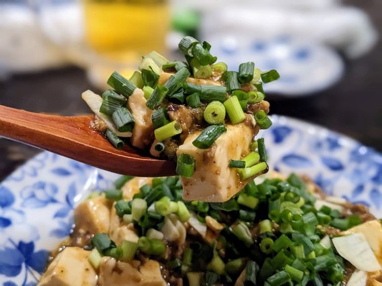 強めの山椒が病みつきになる。