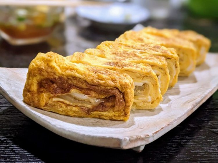 先輩（常連さん）が奢ってくれた玉子焼き。