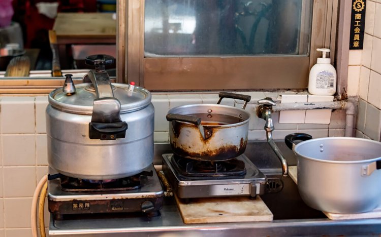 【東京おでんだね】大清かまぼこ店のできたておでん