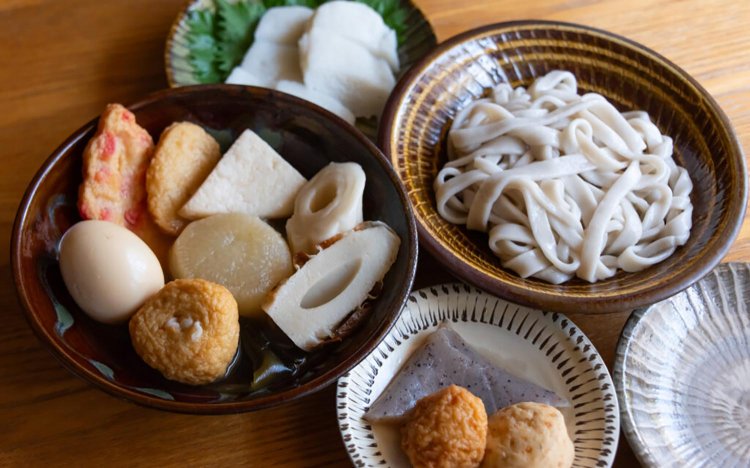 【東京おでんだね】大清かまぼこ店のできたておでん