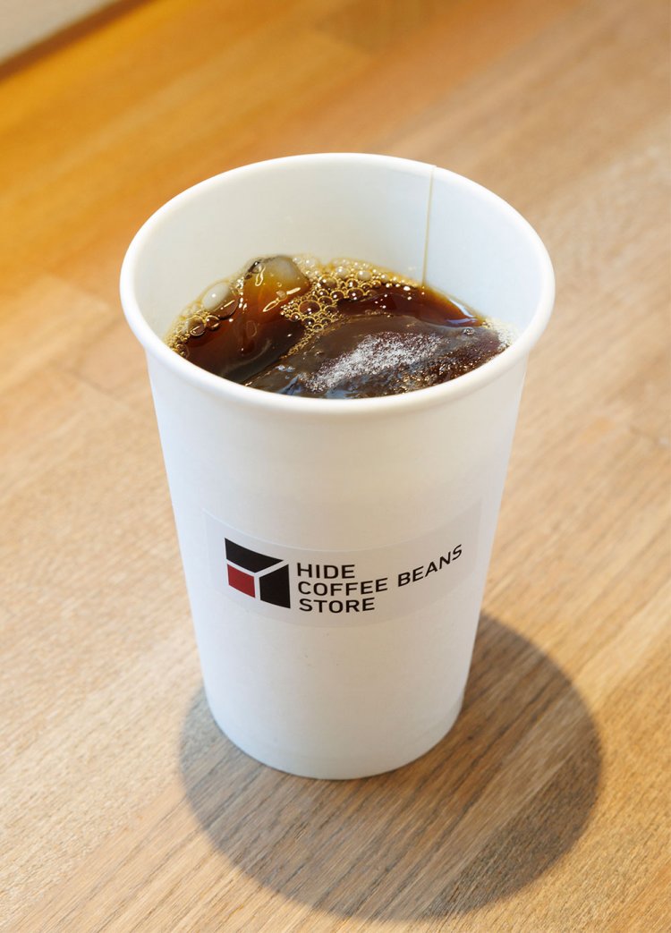 CANALブレンドのアイスコーヒー（フレンチロースト）550円。