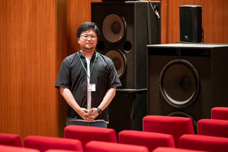 支配人代理の金木翼さん。