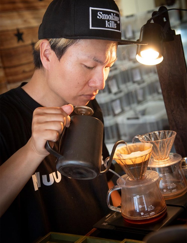 『Muu COFFEE』の加藤宗将さん。