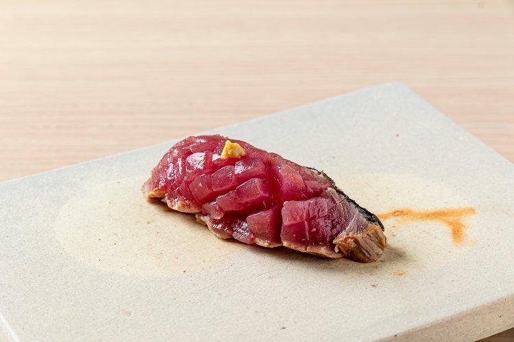 鰹藁焼き、辛子。