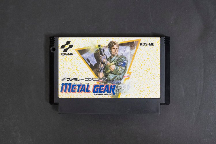 「メタルギア」。