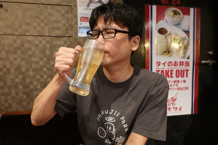 メコンに初挑戦。「独特な味！　これは現地に思いを馳せられますねえ」