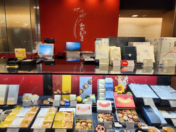 JR東京駅改札内の1階エキュート東京にある『和楽紅屋』。