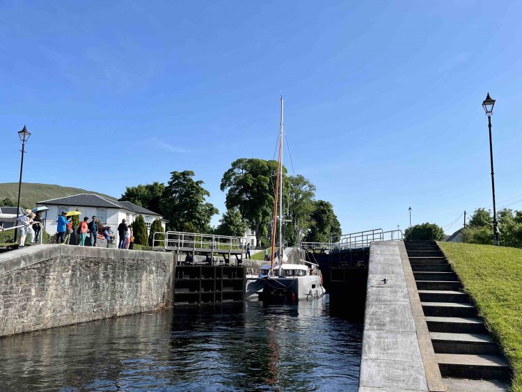 今も現役のカレドニアン運河は1822年に完成。