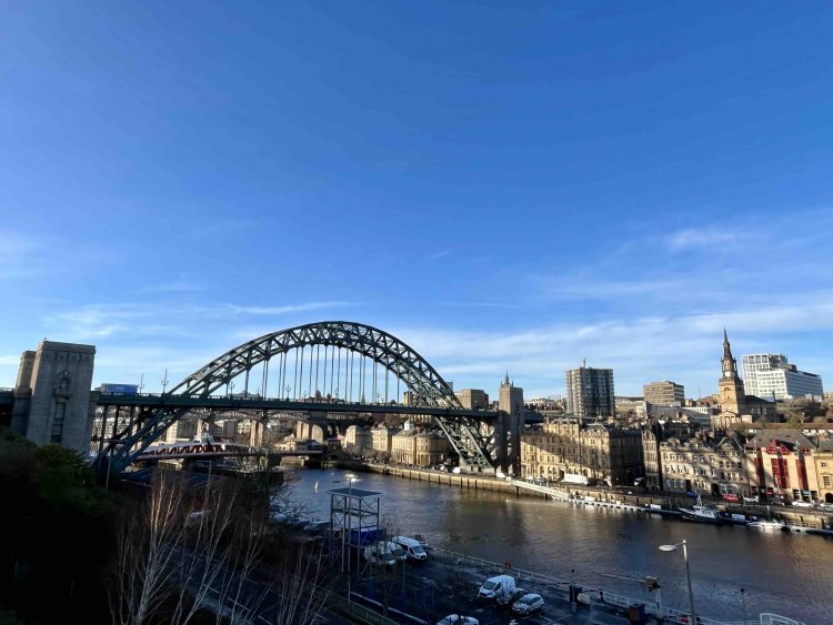 タイン川に沿って発展したニューカッスル・アポン・タイン。