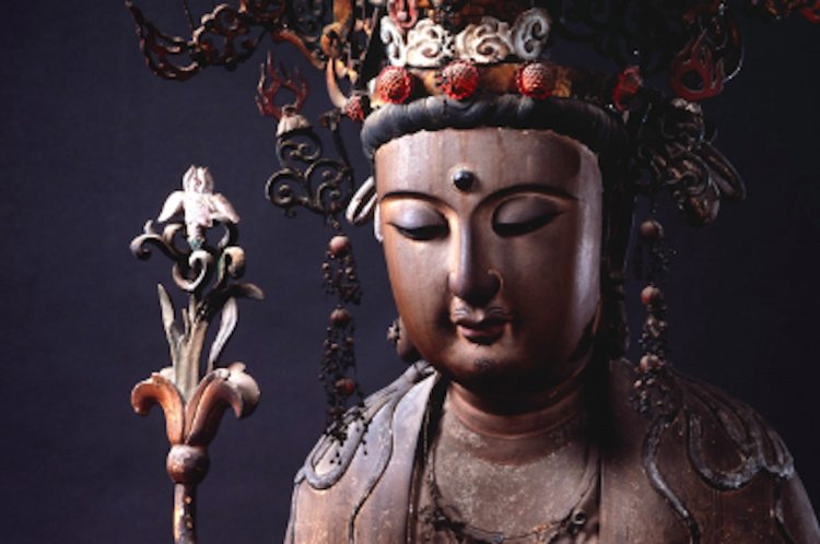 楊貴妃観音（泉涌寺公式HPより）。