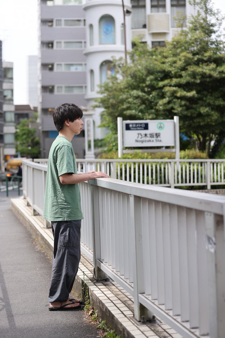 「乃木坂駅のほうが近いですよ」と言えない理由