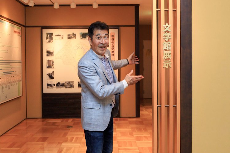 「文学館」展示の入り口。