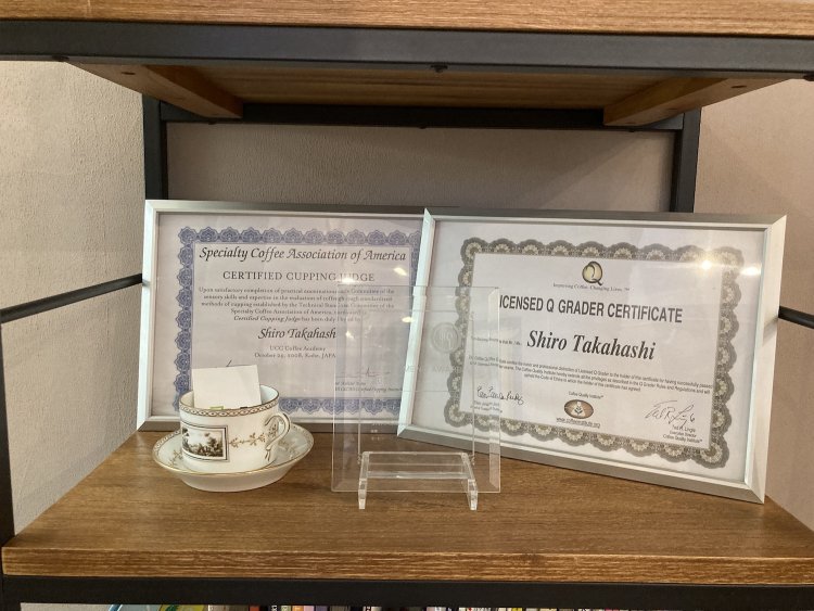 米国CQI（Coffee Quality Institute）認定の国際コーヒー鑑定士資格Qグレーダーの資格者証。