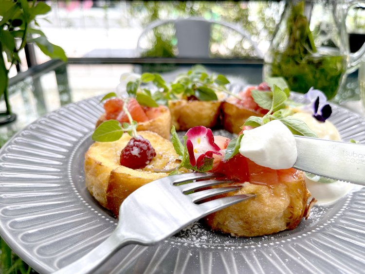 外はカリッ、中はしっとりのフレンチトースト。