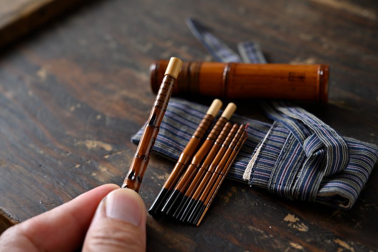 全長約30cmの小サイズ。継ぎ1本1万円～。