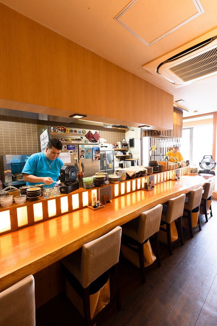 奥には座敷もあるので、接待利用も◎。