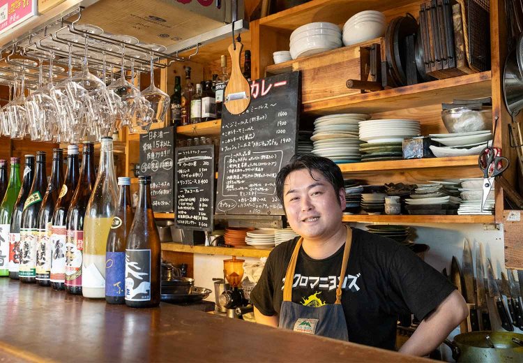 田部さん「川越の季節野菜や果物の甘みや酸味、うまみ、苦みとスパイスの香りは燗酒と相性抜群です！」