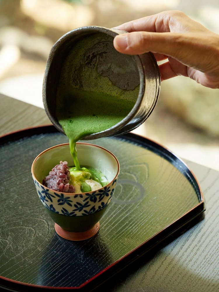 抹茶アフォガード900円は、抹茶をそのまま飲むのもいい。