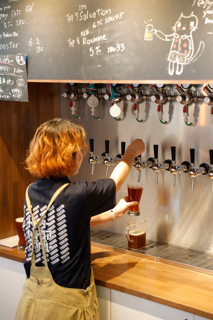 常時10種を用意。泡切りしたビールは、パン作りや米を炊くときに使用している。