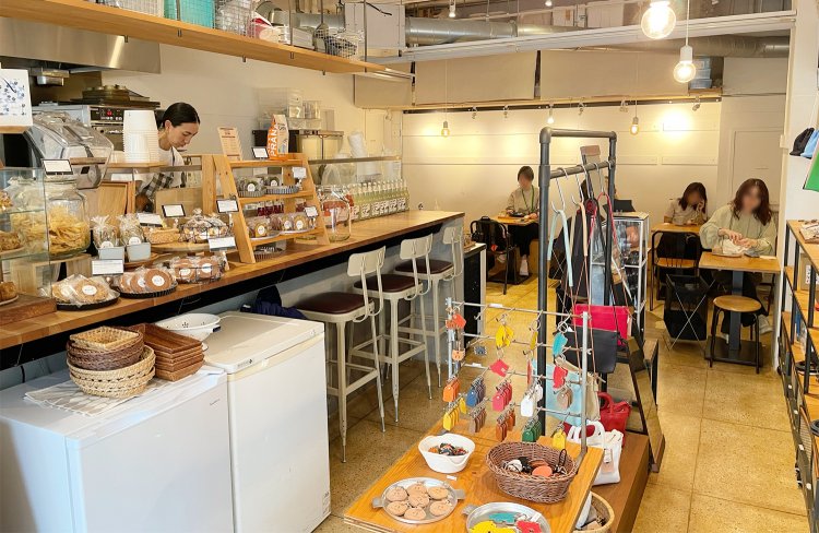 『CAMERA』店内。