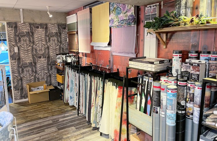 『友安製作所Cafe 浅草橋』2階。