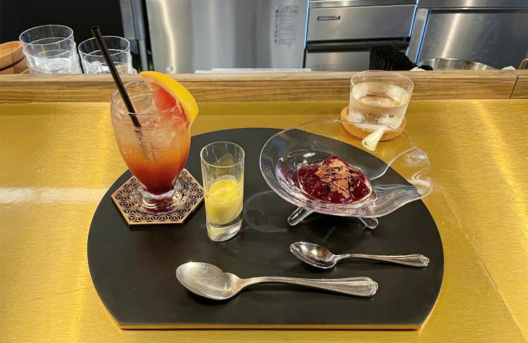 わらび餅ドリンクセット1650円。