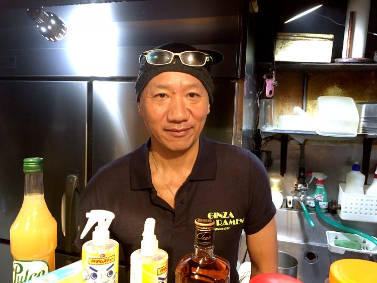 日々変わっていく銀座の街で、昔のまま変わらないということも大切だと話す武内さん。