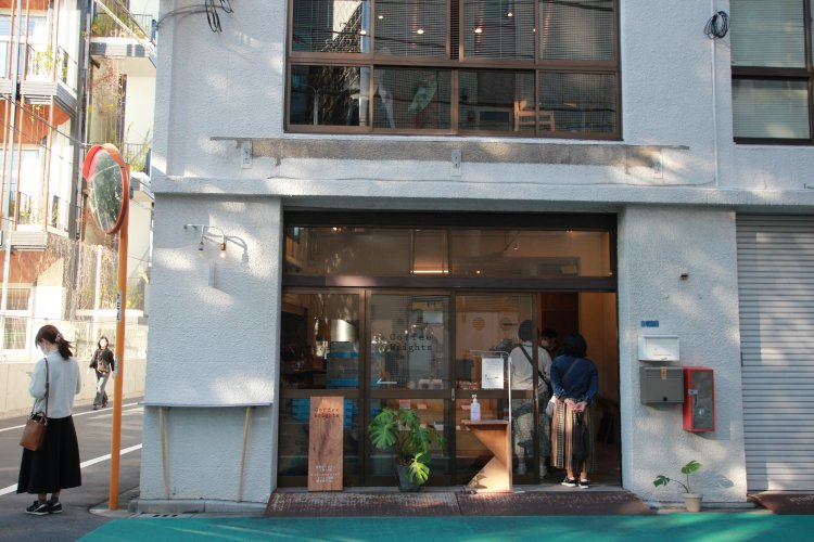 Coffee Wrights 蔵前 ロースタリー&カフェ（コーヒーライツ クラマエ ロースタリー&カフェ）