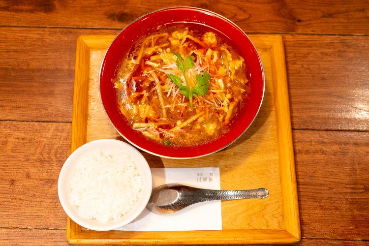 新潟三宝亭 東京ラボ中目黒店（にいがたさんぽうてい とうきょうラボなかめぐろてん）