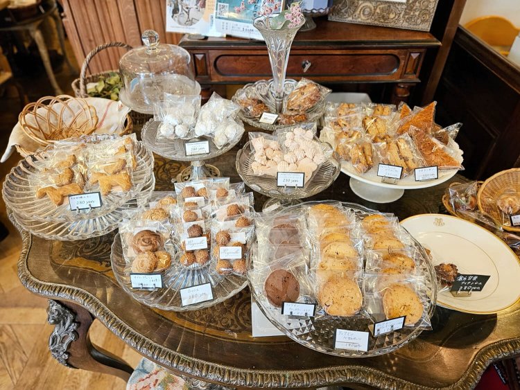 マジョレル アンティーク&カフェ10