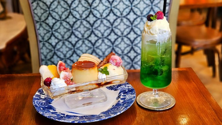 マジョレル アンティーク&カフェ