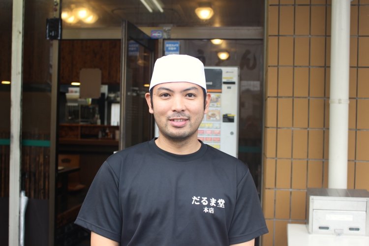 『だるま堂本店』店主はフランクにいろいろ話してくれた。