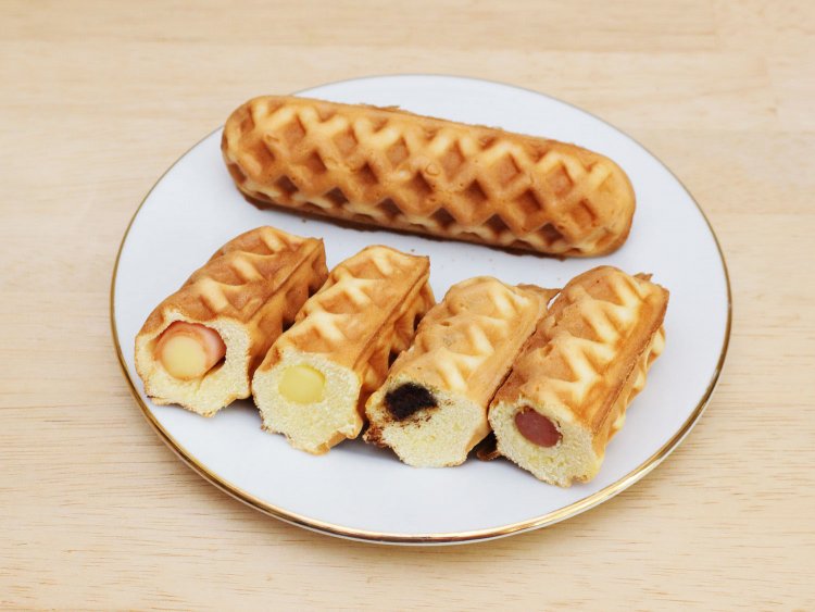 左から、ハム（チーズ入り）、チーズ、チョコ、ウィンナーの断面。