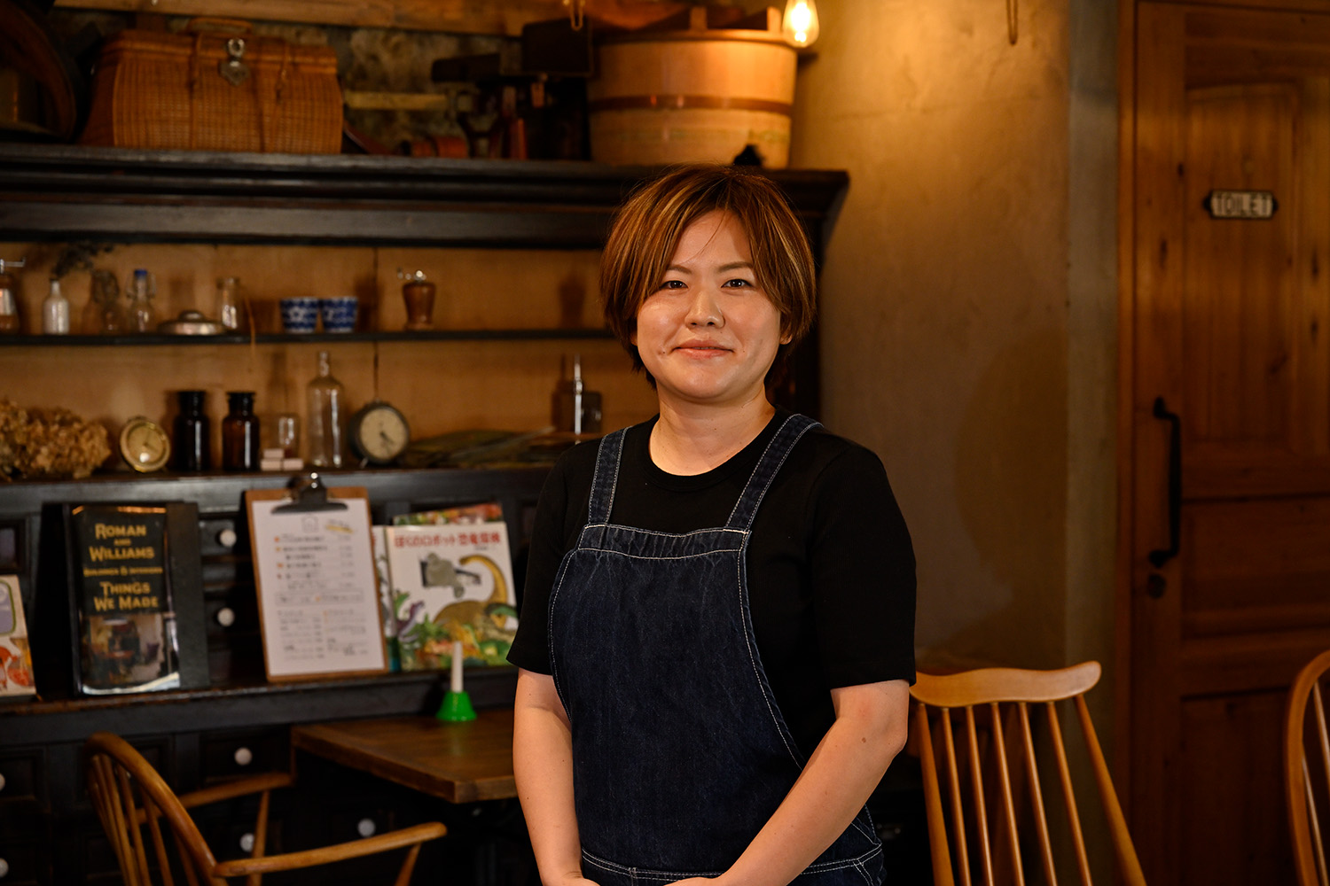 店主の田中裕美さん。「ゆったり落ち着ける空間を大切にしています」