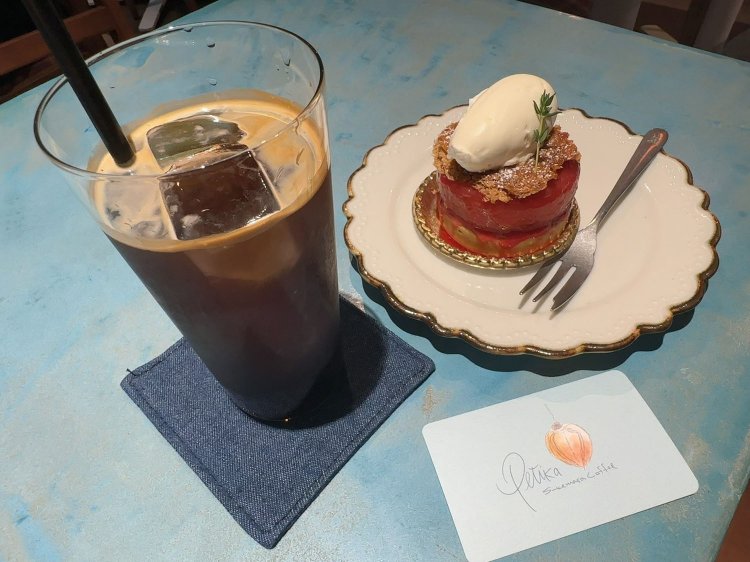 アンゴラ村長-76425900FFA0