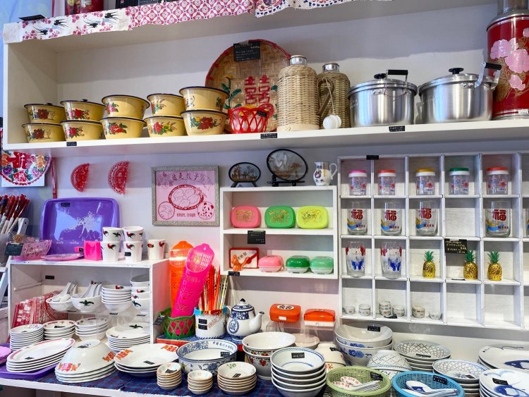 普段使いしたくなる食器たち。おうちにあったら運気が上がりそう。　