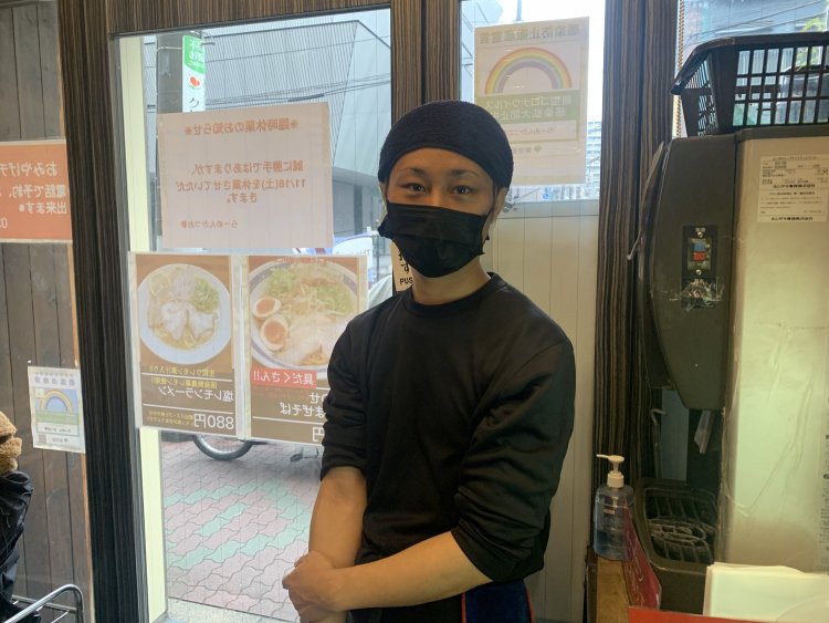 穏やかに話をしてくれた店主の星野さん。