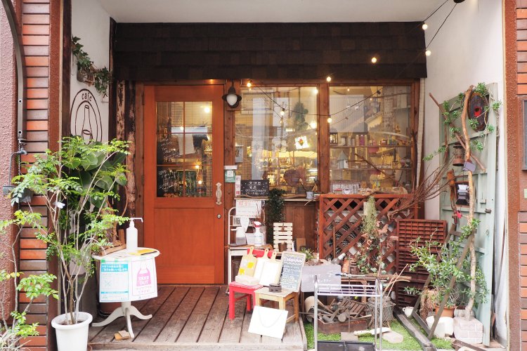 入り口からすでに楽しげな雰囲気！