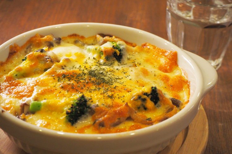 yorimichi風ドリア1150円。＋150円で卵のトッピングもできる。