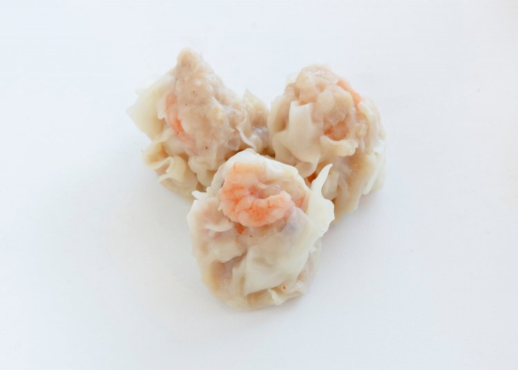 海老シューマイ 3個348円。