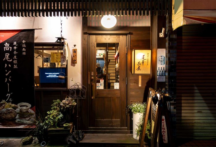 バーテンダーだった店主が2016年にオープン。