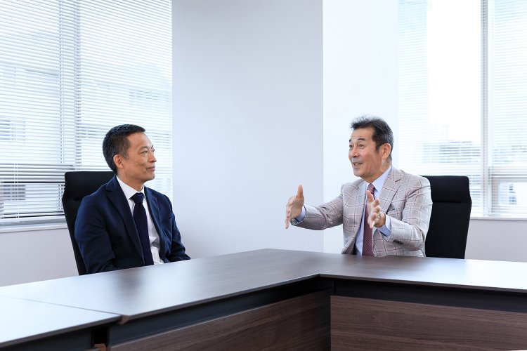 博報堂では、LAWSON、JT、TOWER RECORDなどを担当していたという長谷部さん。やはり発想が斬新なアイデアマンだ。