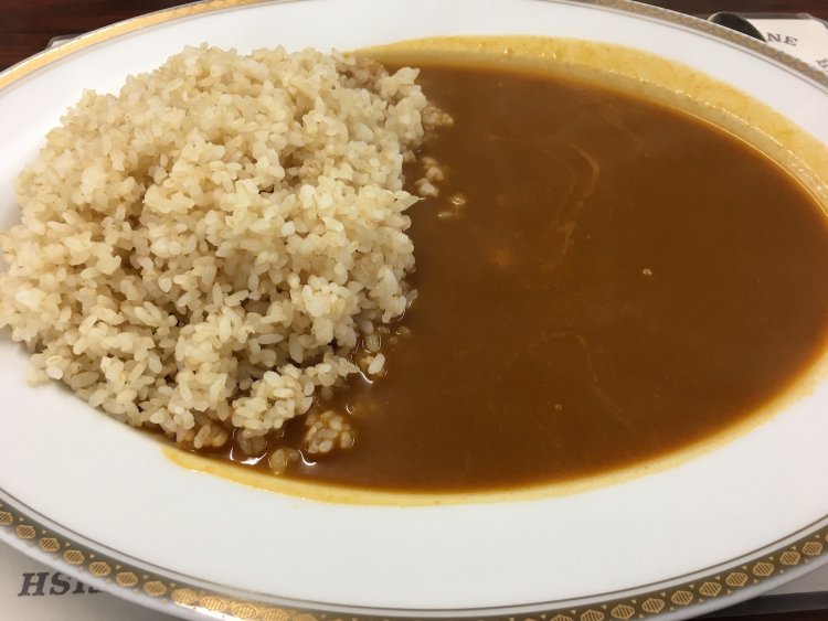 都内で数少ない英国風『サンライン』（港区高輪）のカレー。
