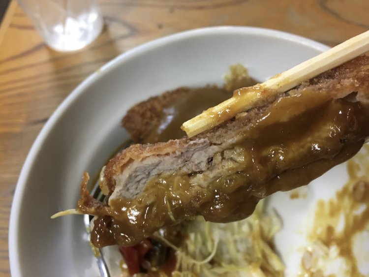 旨味たっぷりのカツが絶品。
