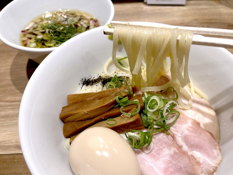 鶏そば 一文（とりそば いちもん）