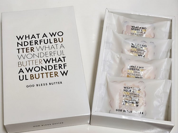 WHAT A WONDERFUL BUTTER  4 個入 864円。