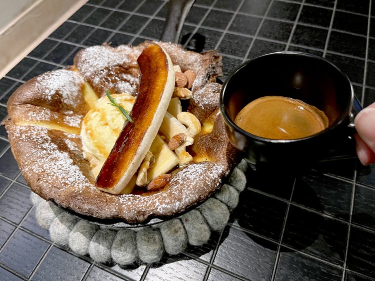 オリジナルブレンドのエスプレッソがキャラメルナッツに合う〜！