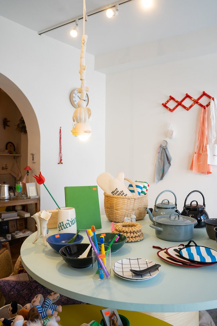 生活雑貨を中心としたラインナップ。