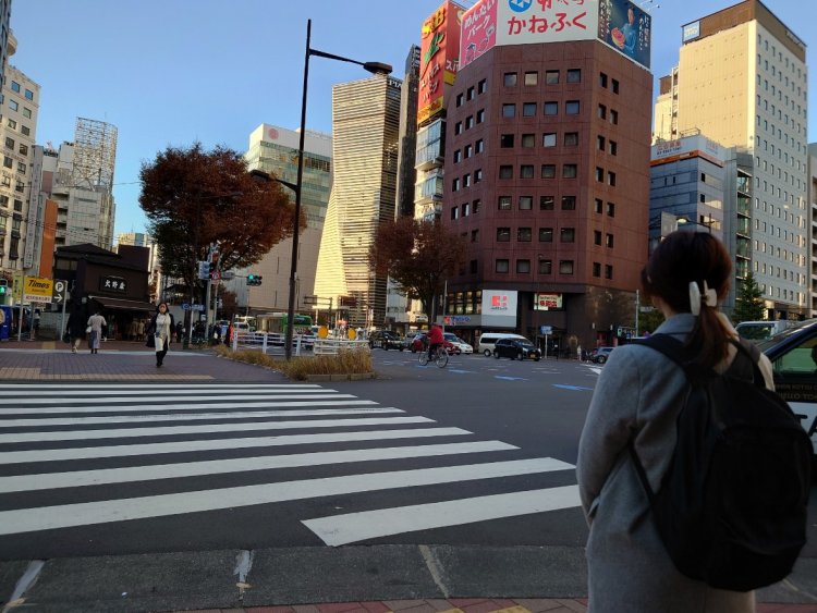 東銀座　タカラッシュ
